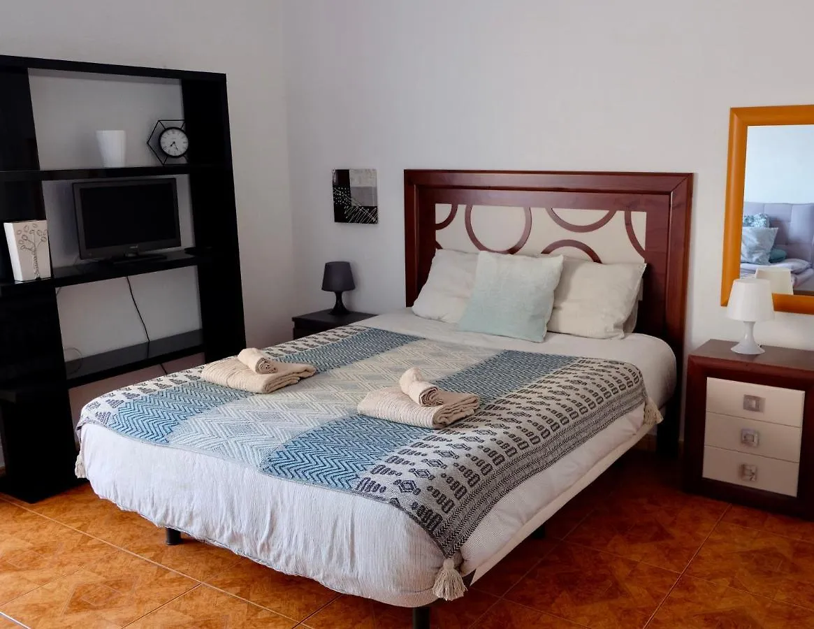 Villa Pleasantly Studio With A Sea View And Pool, Paraiso Del Sur 611 Costa Adeje  Spanien